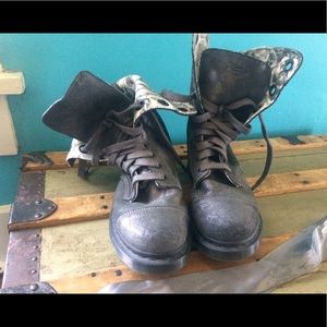 Dr.Martens size 9